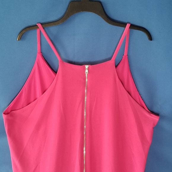 Bar III Zip Back Halter Top - Picture 4 of 9